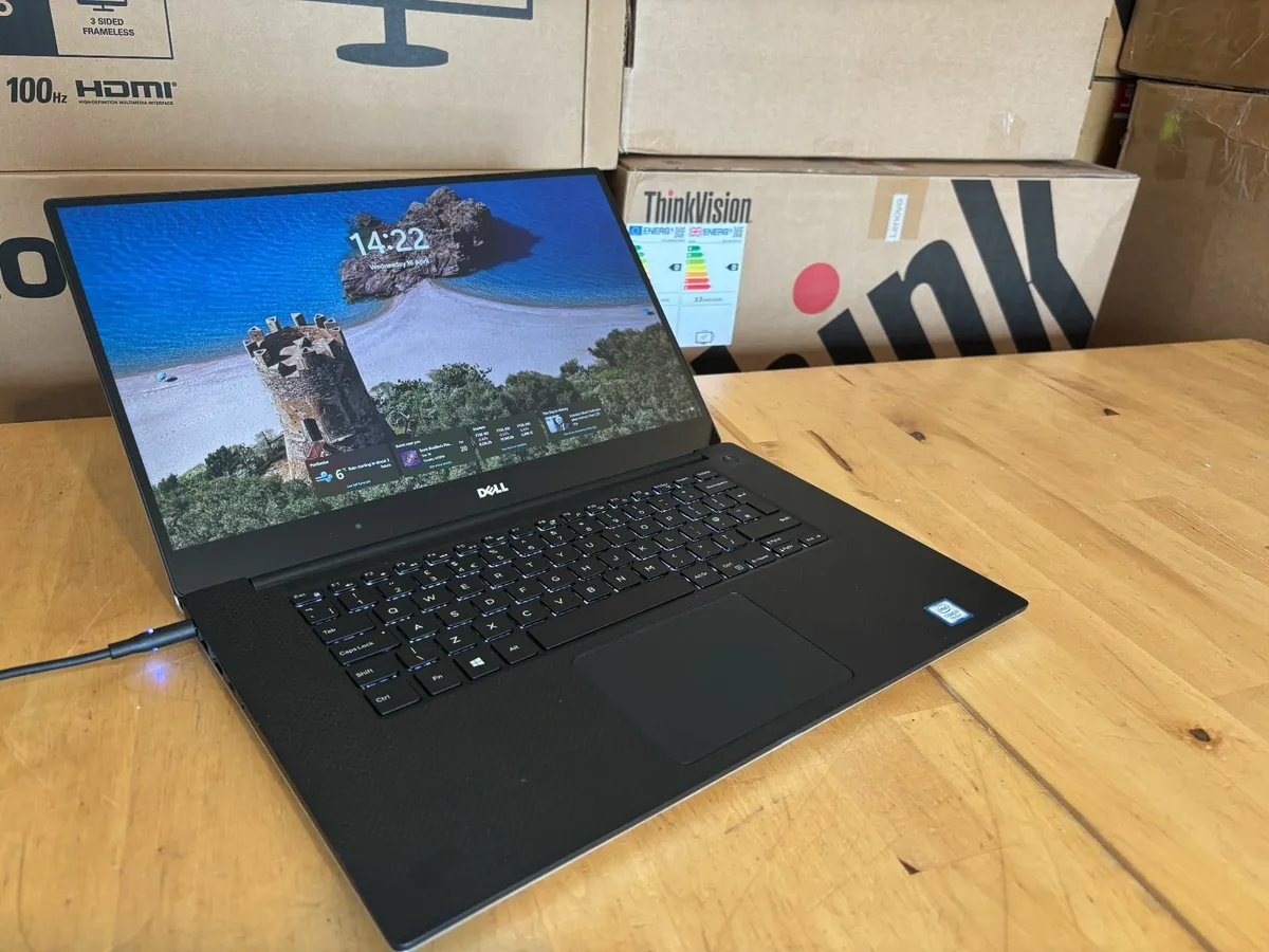 Dell Precision 5520 Workstation-32Gb Ram-i7-Win 11 - Image 1