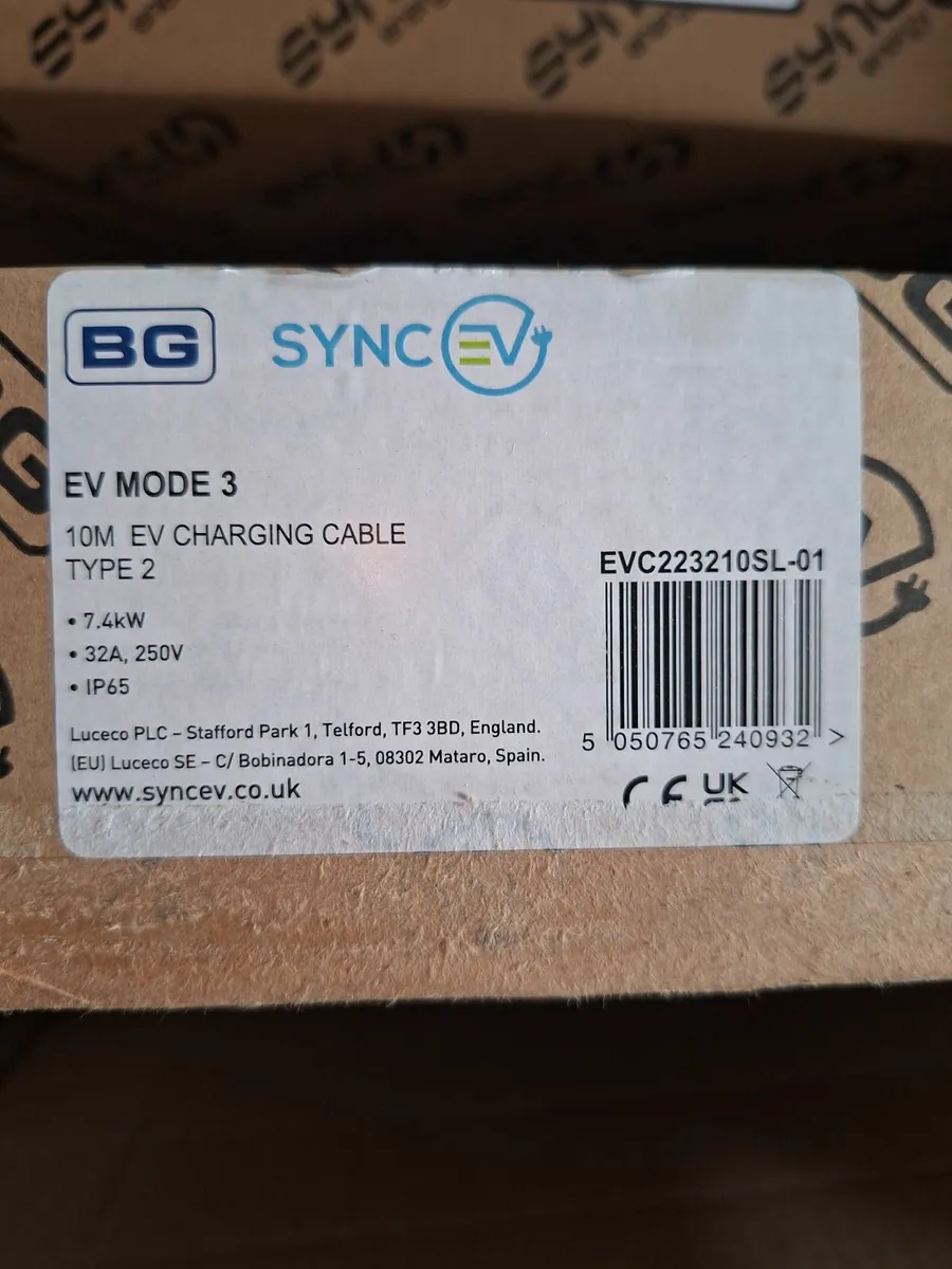 New in box E.V charger and cable. - Image 1