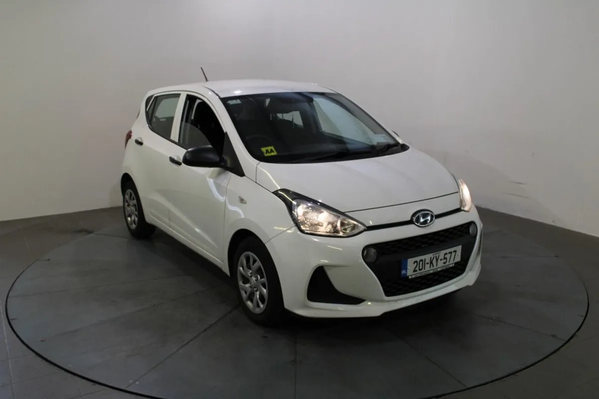 Hyundai i10 1.0 Classic 4DR - Image 1
