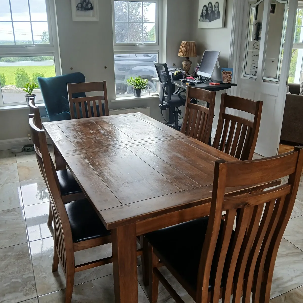 Dining table and chairs - Image 4