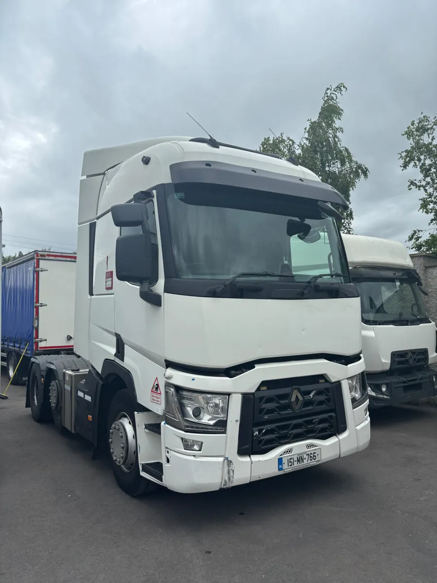 2015 Renault T460 6X2 - Image 1