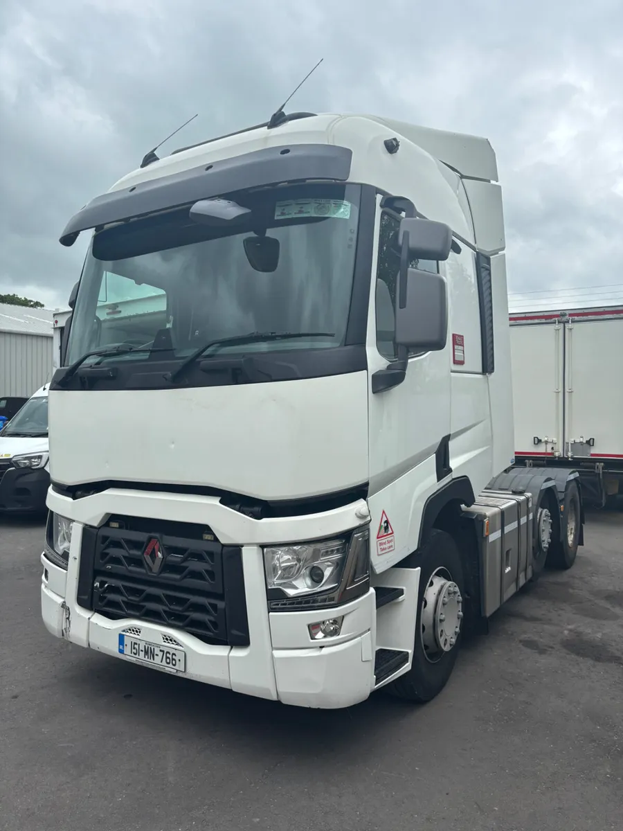 2015 Renault T460 6X2 - Image 2