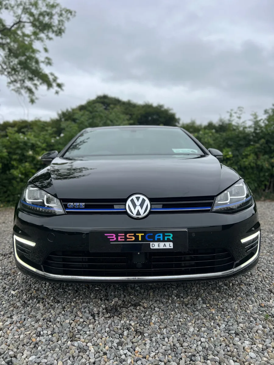 2016 Volkswagen Golf  1.4 Tsi GTE Automatic 204 hp - Image 3