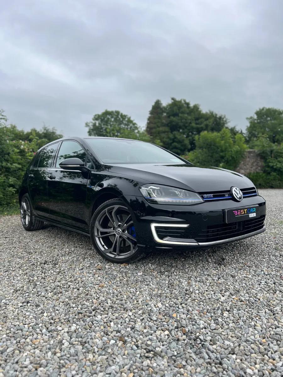 2016 Volkswagen Golf  1.4 Tsi GTE Automatic 204 hp - Image 1