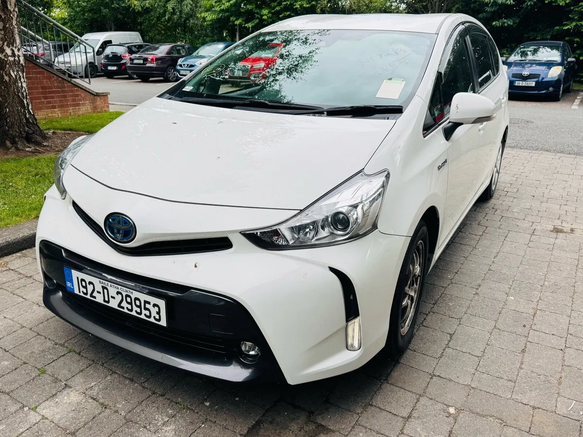 Toyota Prius Alpha 7 Seater Good Spec 1yr Warranty - Image 4