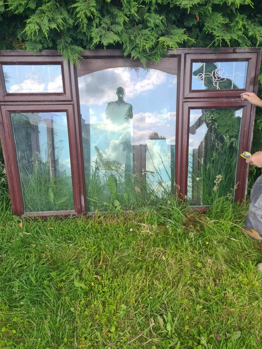 Windows and door - Image 2