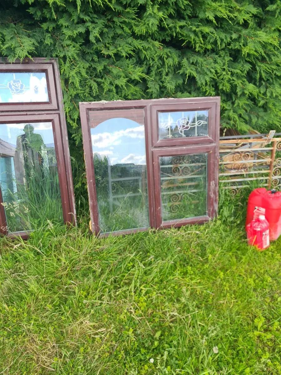 Windows and door - Image 4