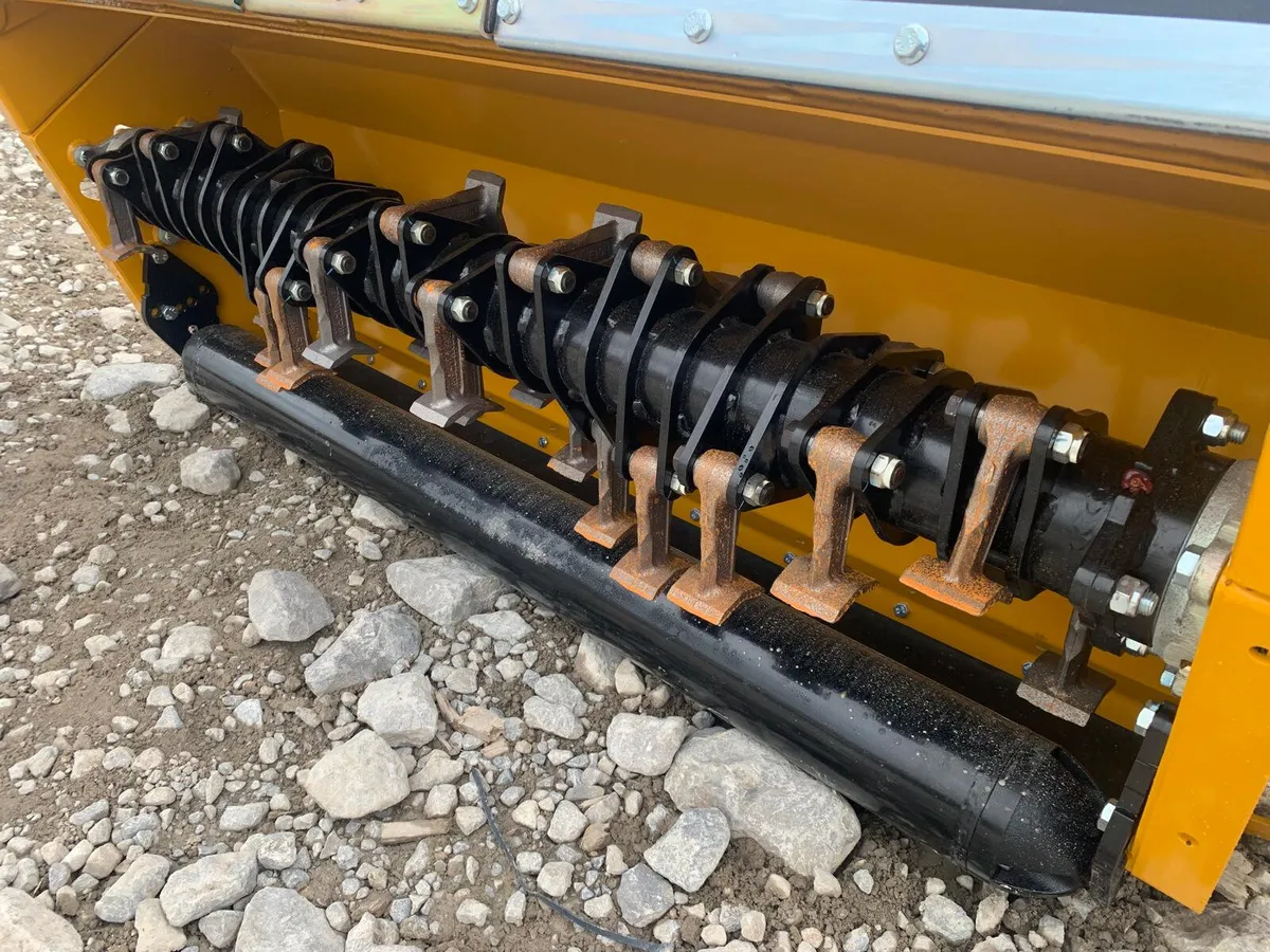 MCCONNEL 1.5M MULTICUT 85HP HEAD - Image 3