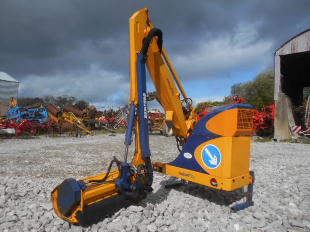 BOMFORD FALCON 5.5 EVO, 900 Hours - Image 4