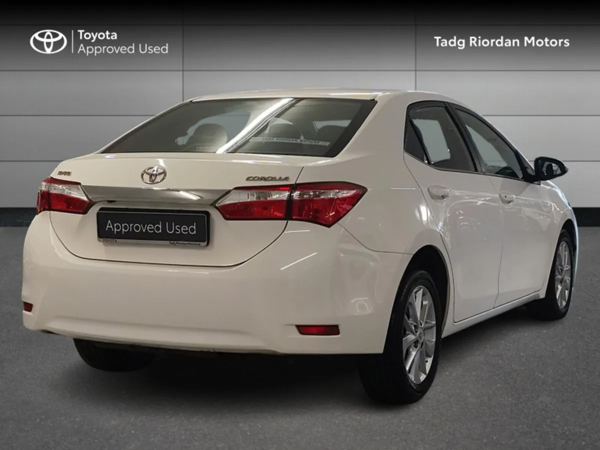Toyota Corolla 1.4 D-4D LUNA 4DR - Image 2