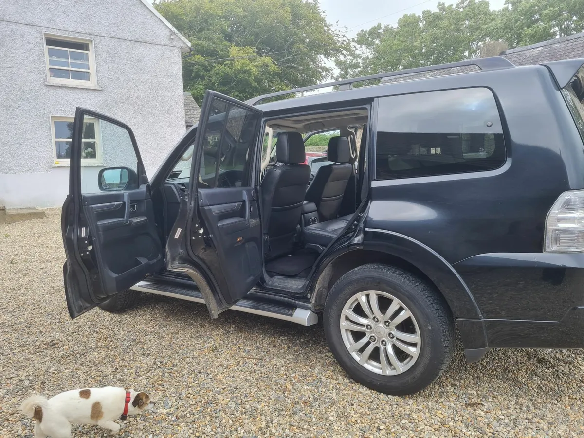 Mitsubishi Pajero 2016 - Image 3