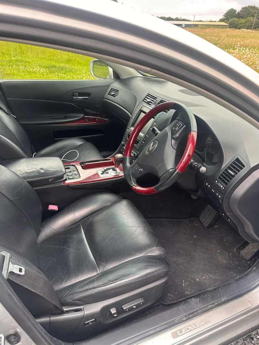 Lexus GS300 - Image 2