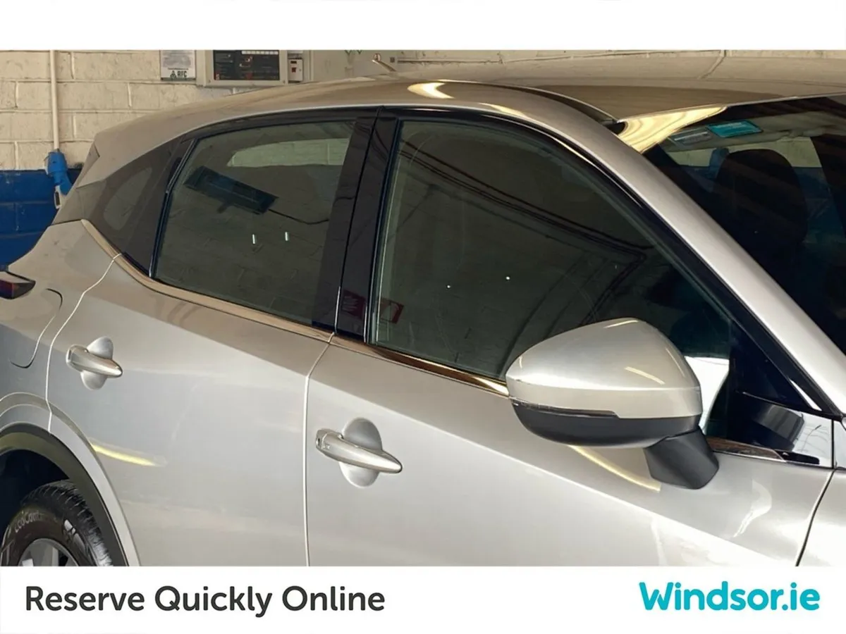 Nissan QASHQAI 1.3 PET Mild Hybrid SV - Image 4