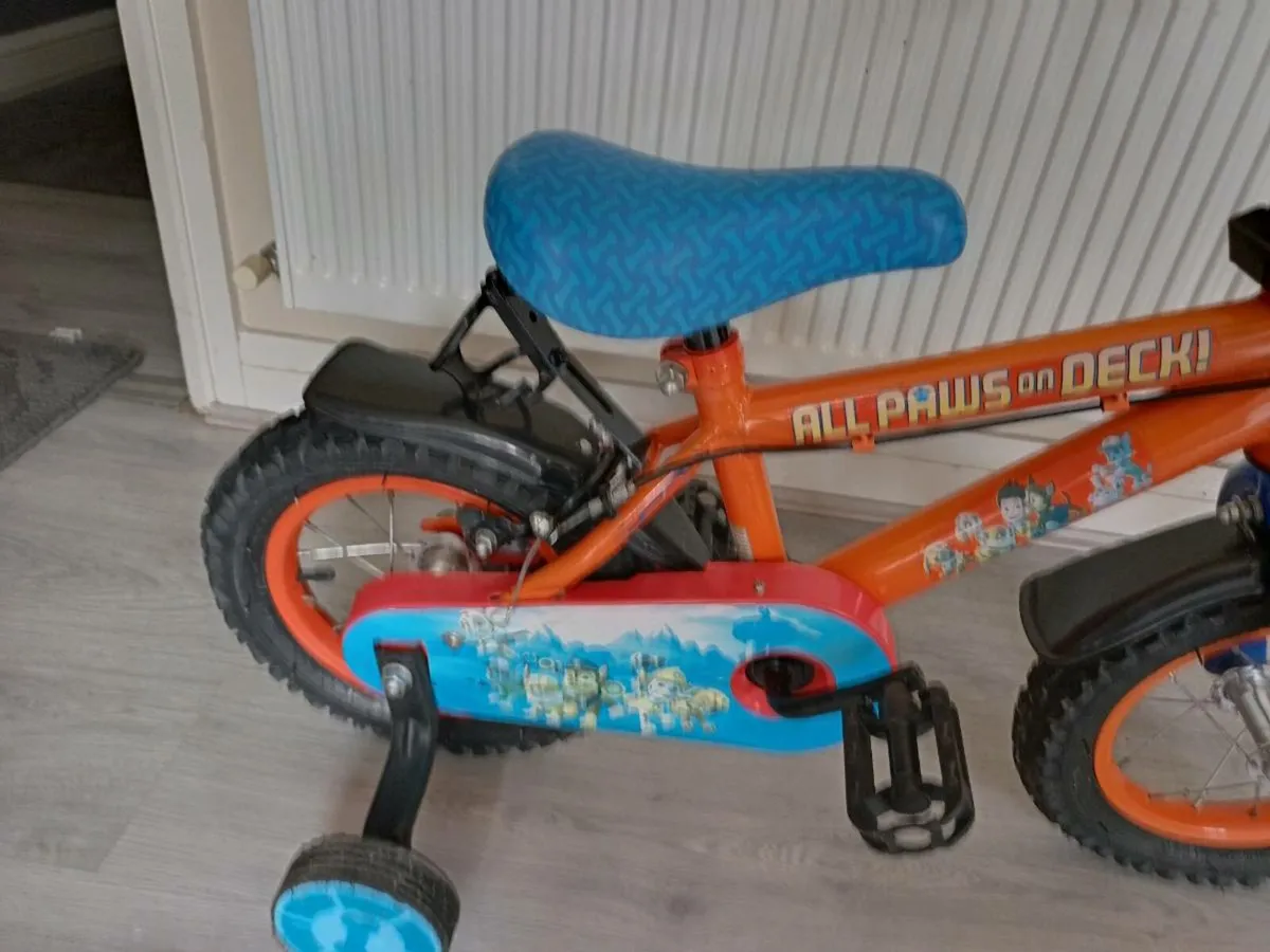 Kids bike size 12 inch wheels. - Image 3