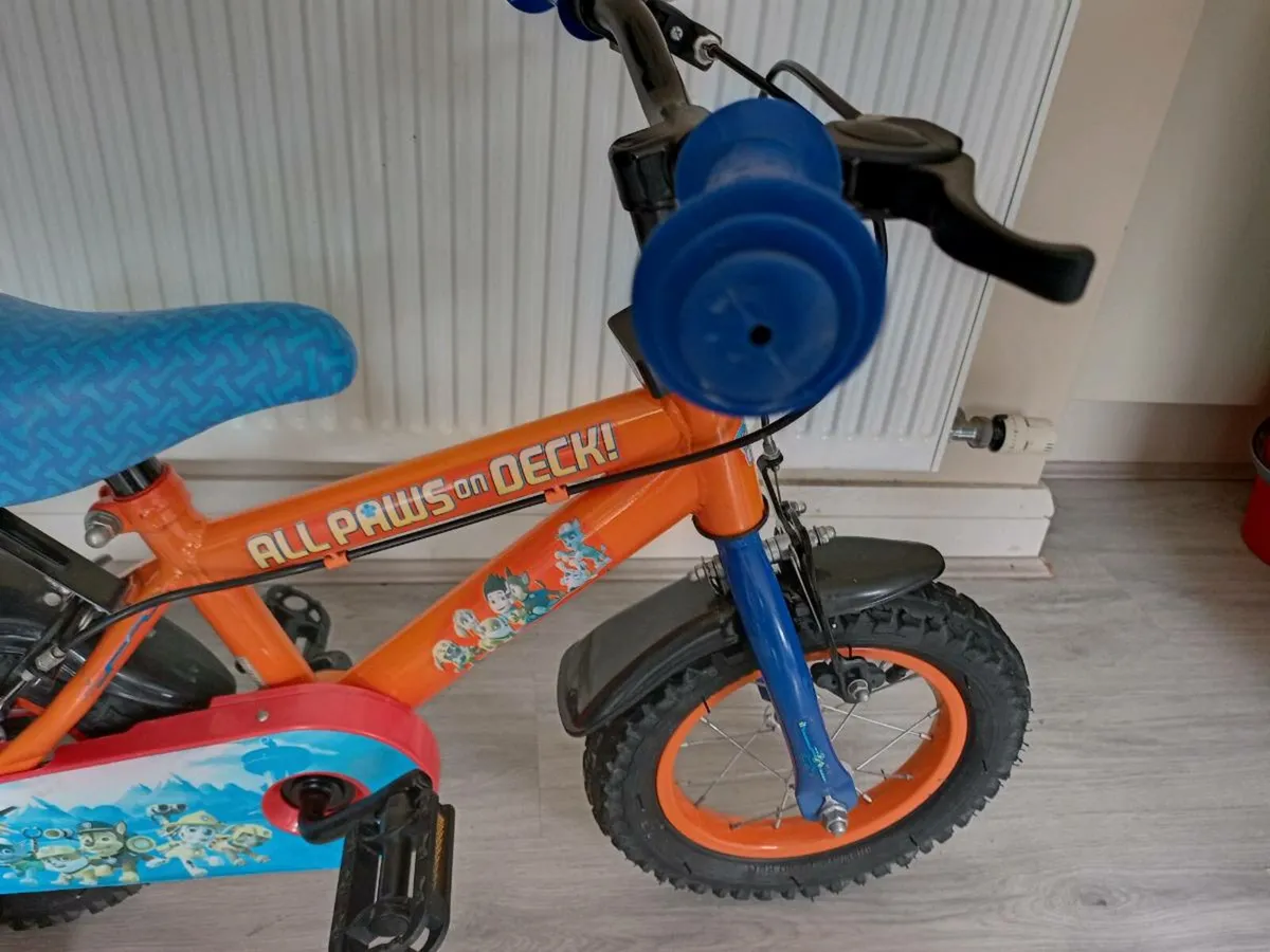 Kids bike size 12 inch wheels. - Image 4