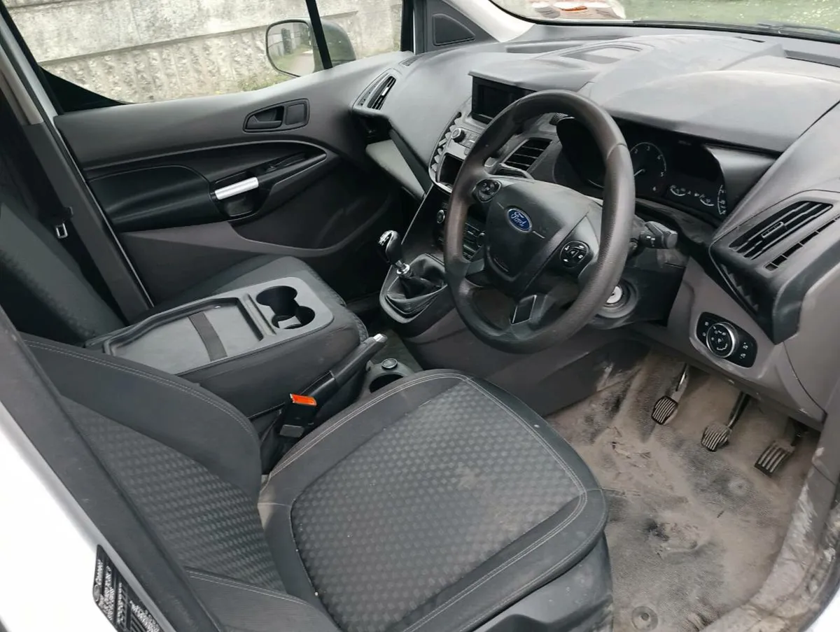 Ford Transit Connect - Image 3