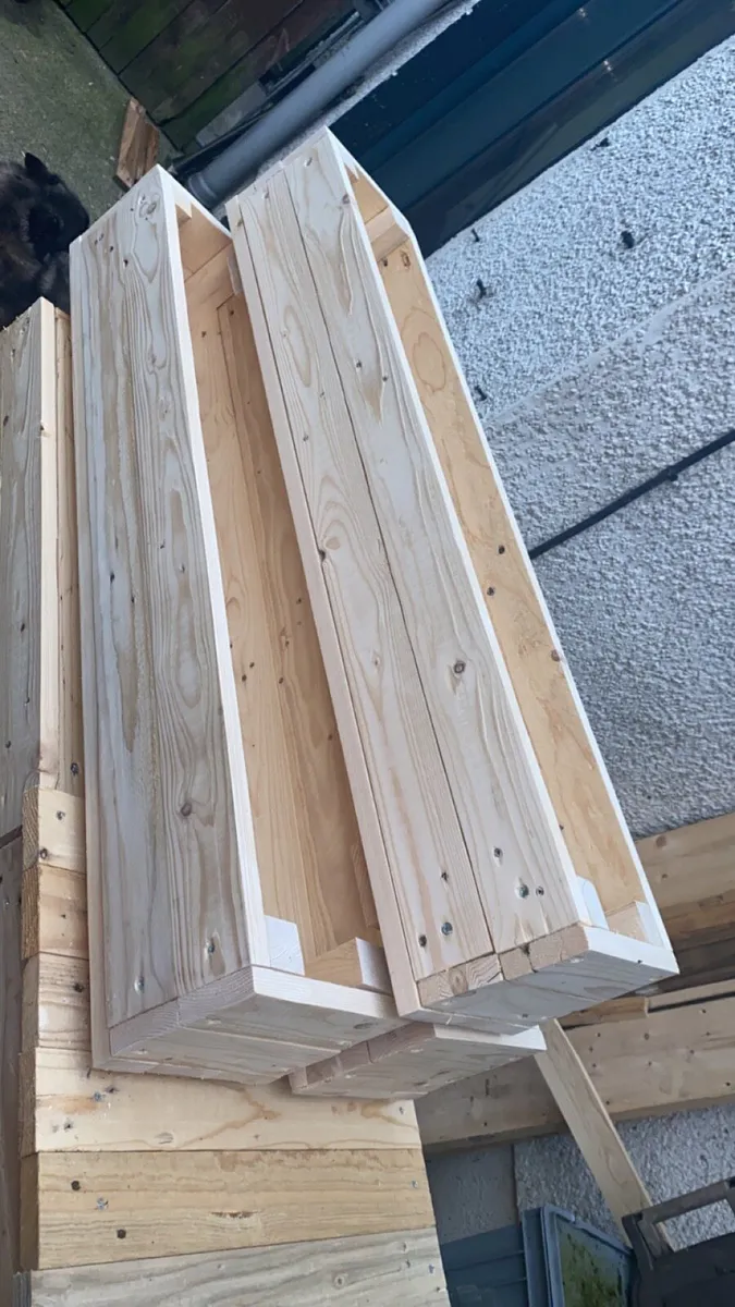 Planter boxes - Image 1