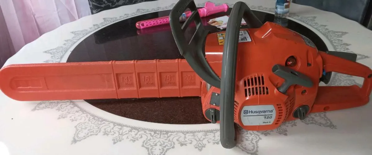 Husqvarna chainsaw - Image 1