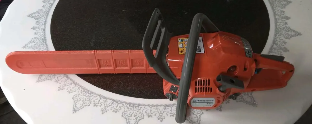 Husqvarna chainsaw - Image 2