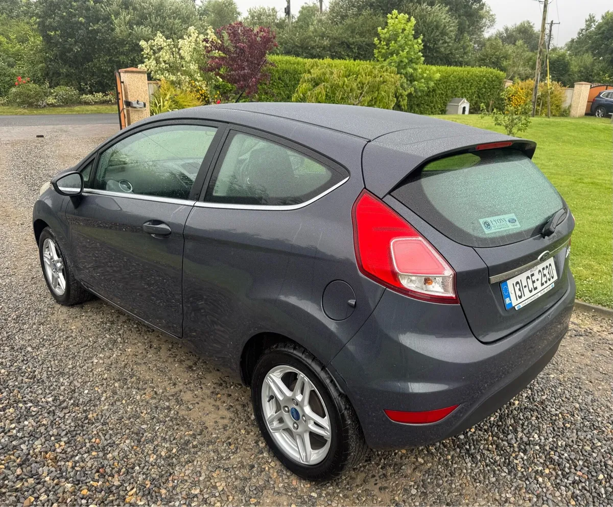 Ford Fiesta - Image 4