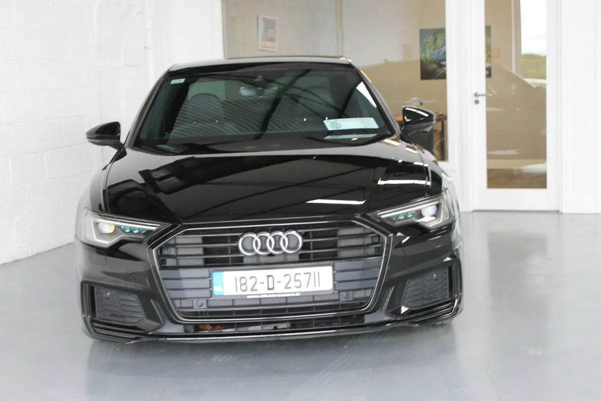 Audi A6 2018, S-Line Black Edition - Image 3