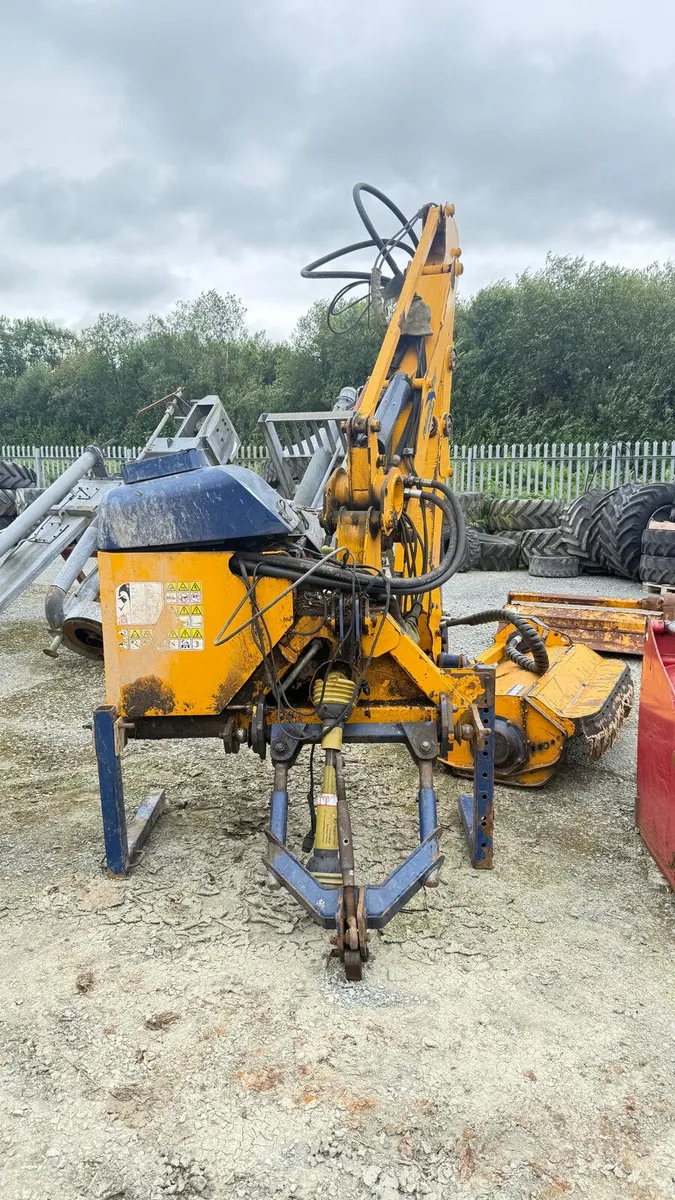 Bomford 6T Parallel - €15,000 - No VAT - Image 1