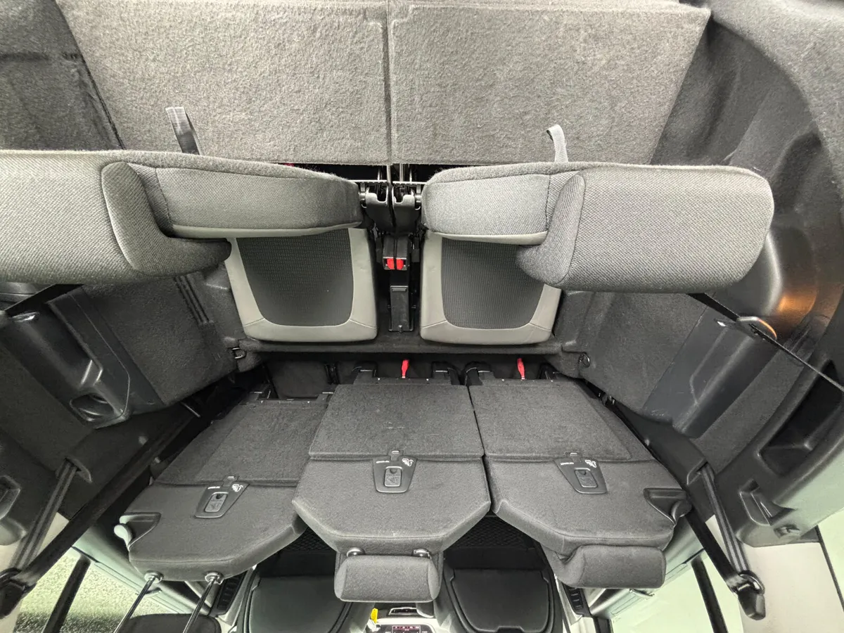 Peugeot 208 2018 - Image 3