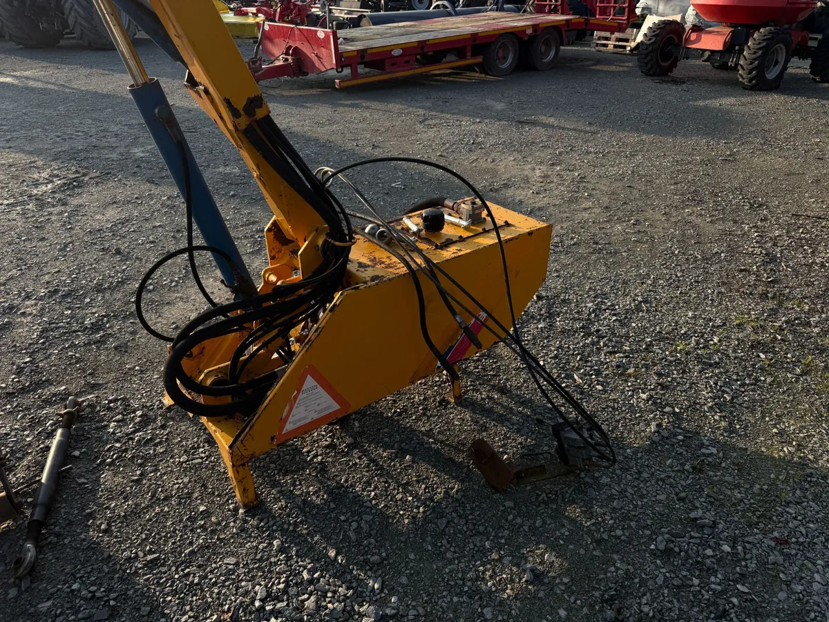 Bomford B467 Hedge Cutter - €6,000 - No VAT - Image 4