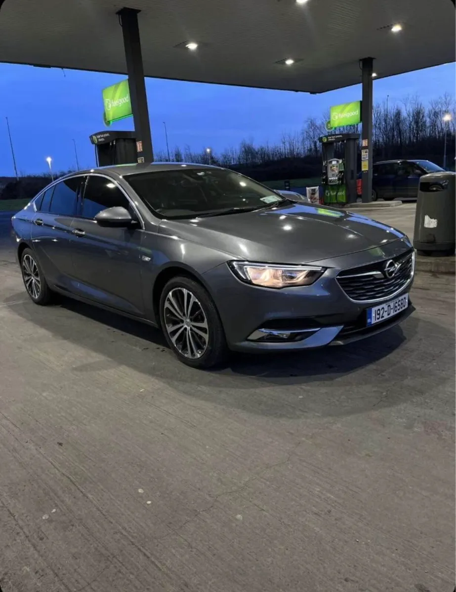 Opel insignia - Image 1