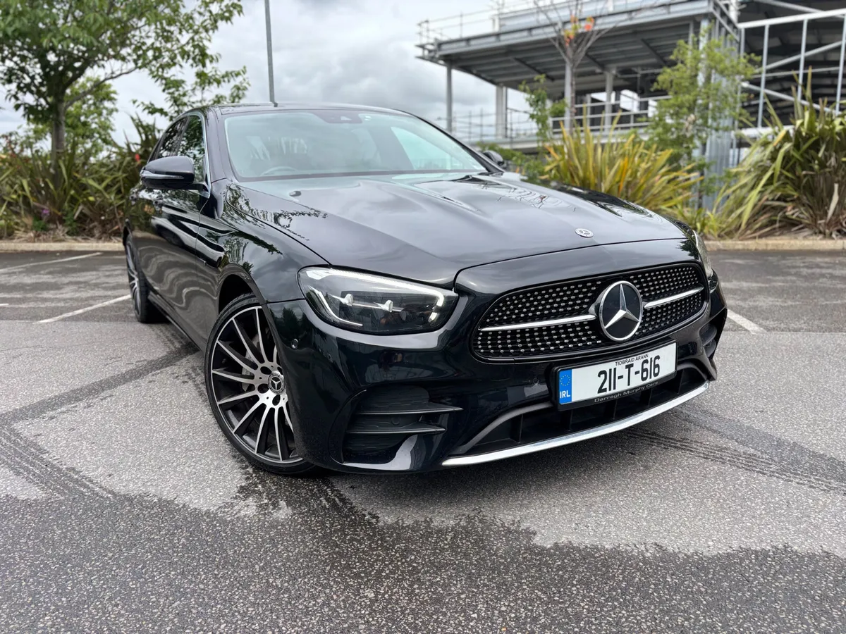 2021 Mercedes-Benz E-Class E300 D Hybrid  AMG Line - Image 3