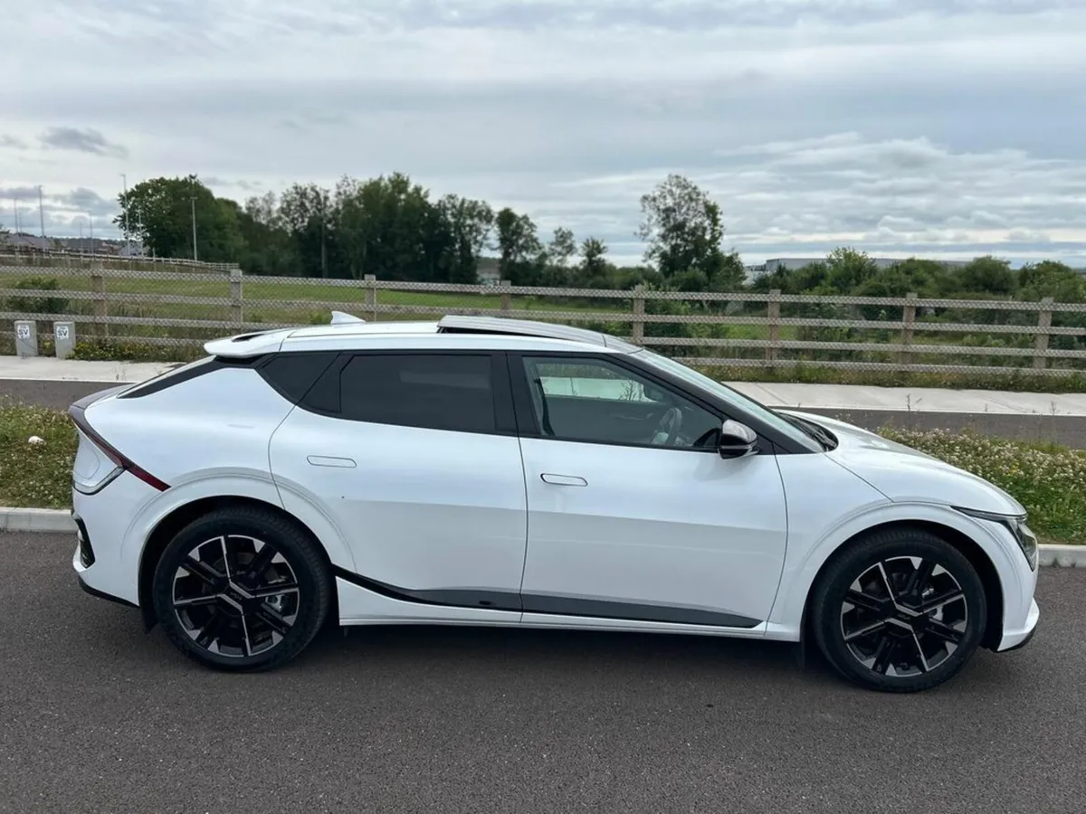 Kia EV6 Gt line 7 year warranty 0% finance, sunroo - Image 2