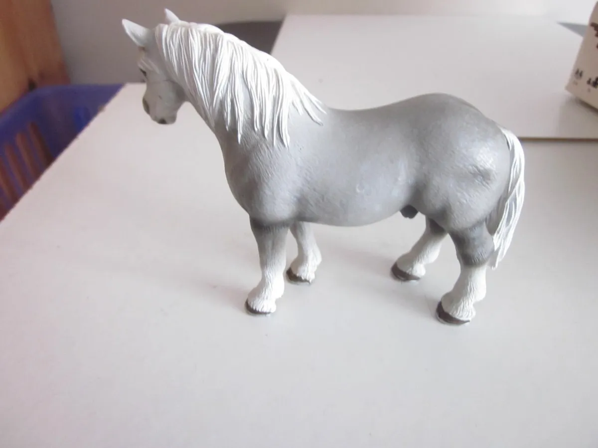 2006 Schleich Percheron Stallion Dapple Grey Horse - Image 2