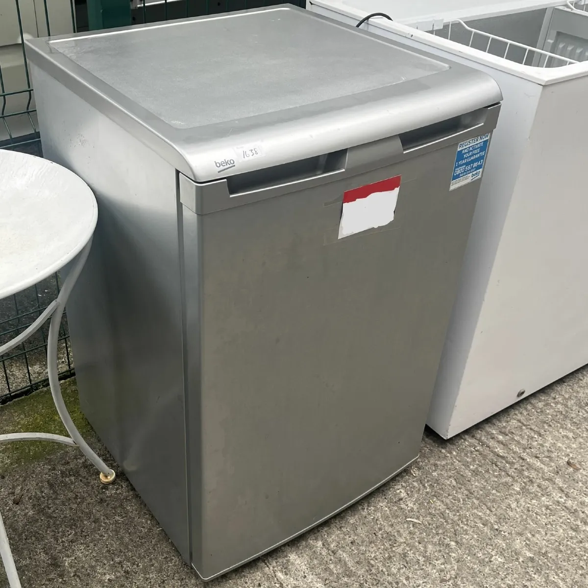 Beko Silver Under Counter Freezer - Image 2