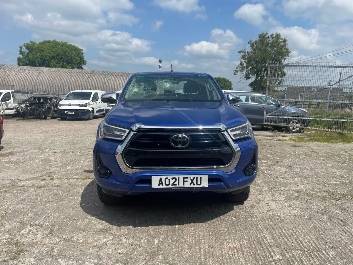 2021 TOYOTA HILUX INVINCIBLE - Image 1