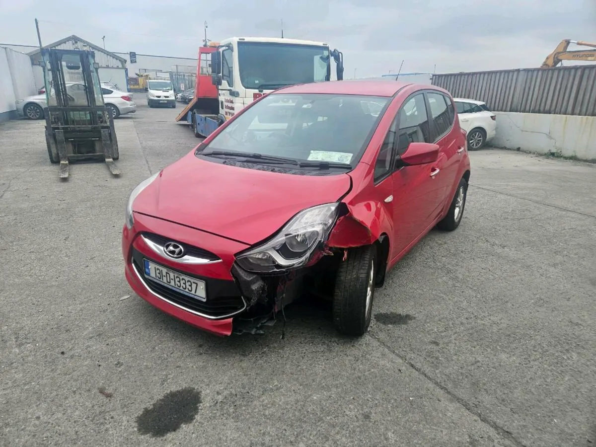 2013 Hyundai ix20 petrol auto for sale - Image 2