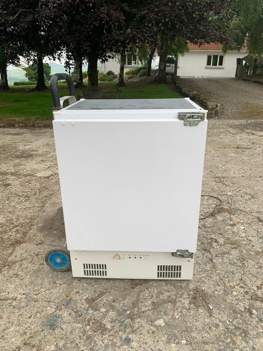 Integrated Freezer - Image 2