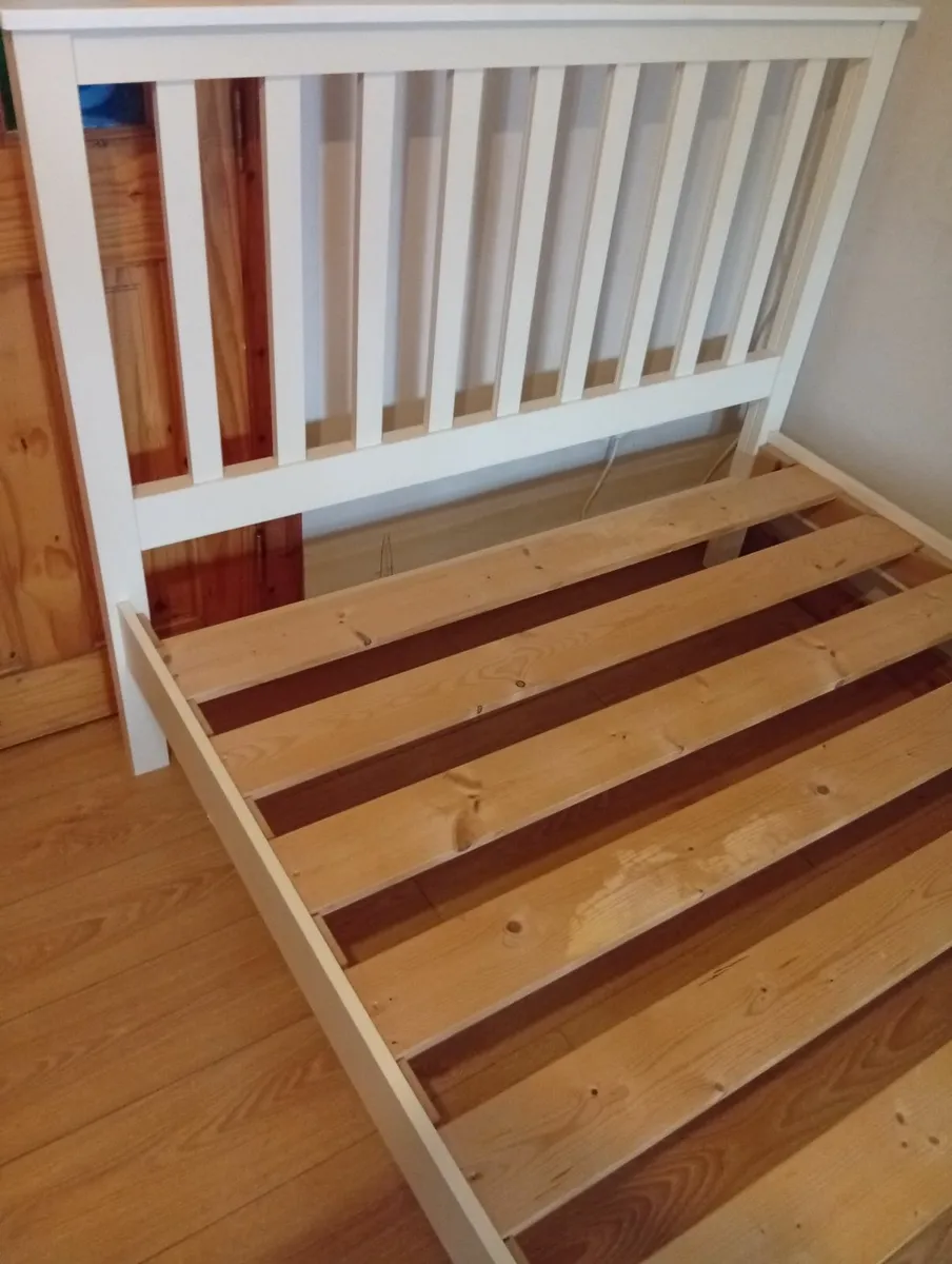 White Quality Sturdy Double bed frame - Image 4