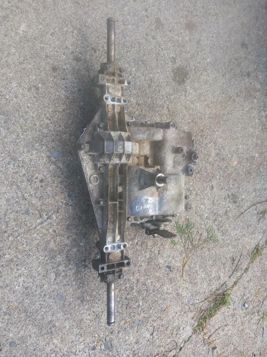 Castlegarden/peerless manual gearbox for sale - Image 3