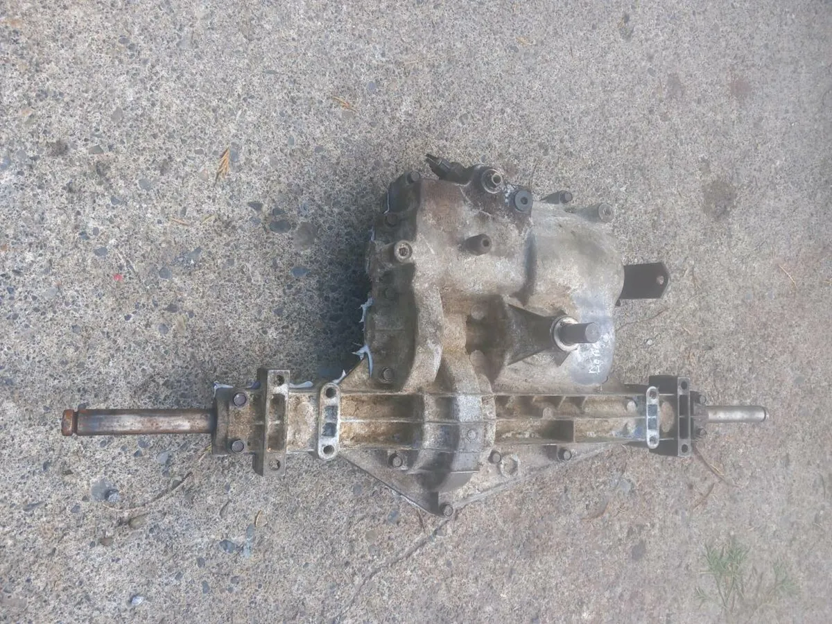 Castlegarden/peerless manual gearbox for sale - Image 4