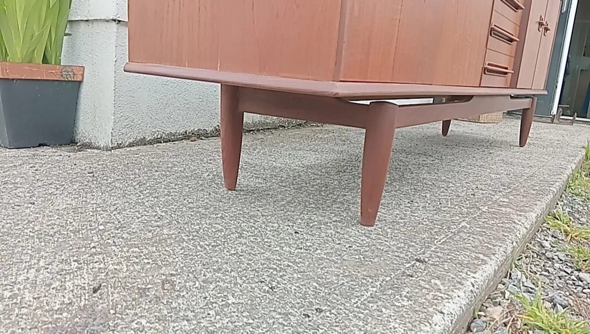 mid century teak sideboard by dalescraft - Image 2
