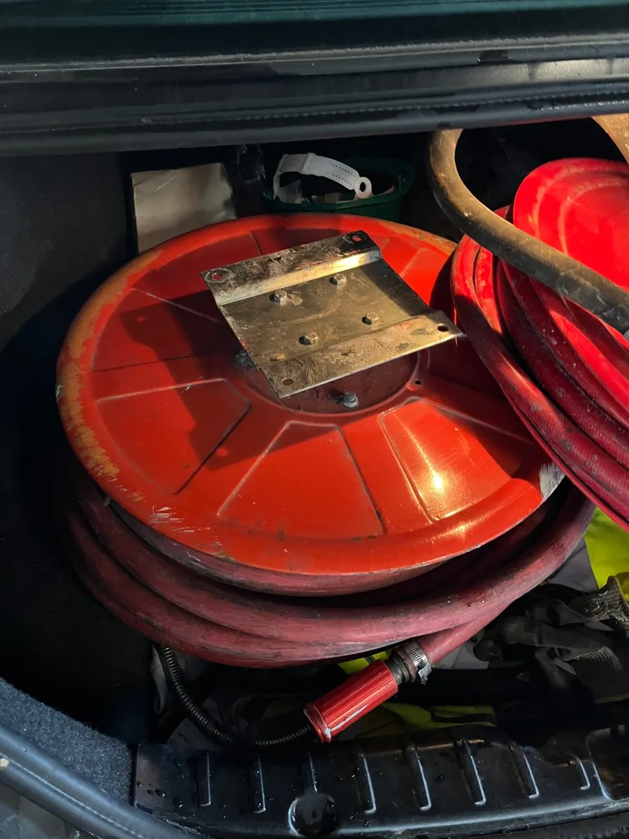Fire hose reels - Image 1
