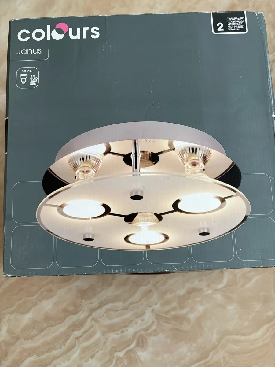 2 ceiling lights - Image 1