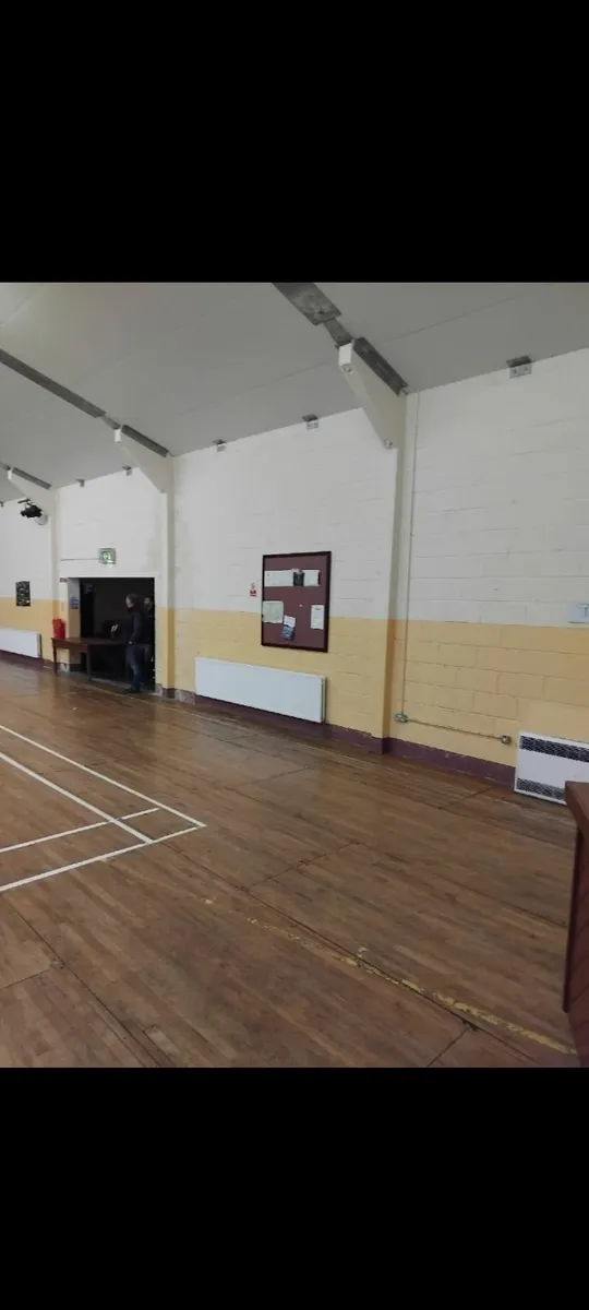 Wood floor - Image 1