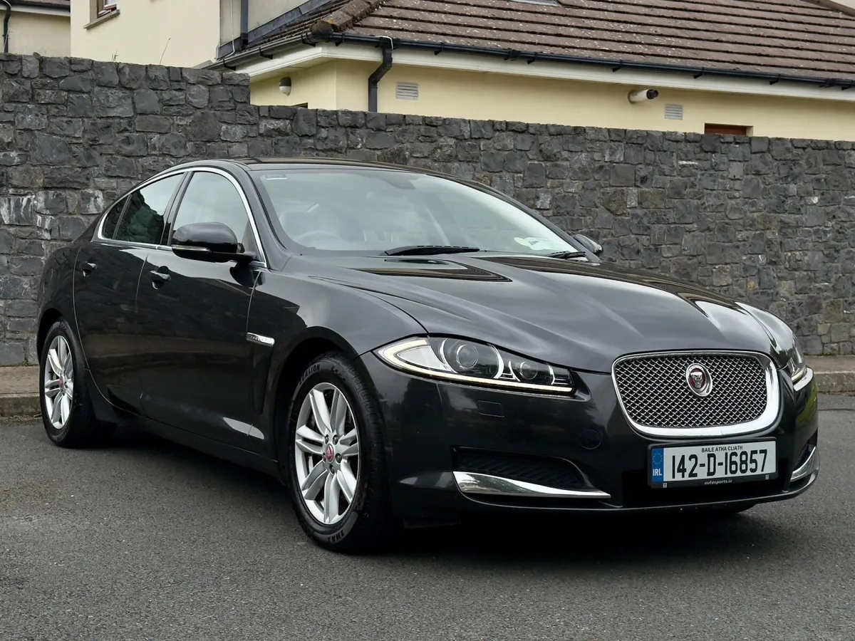 Jaguar XF mint condition - Image 1