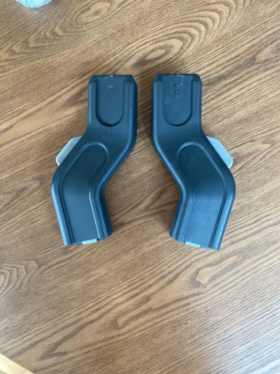 Uppababy Vista & Cruz Upper Adaptors (for Cybex, Maxi Cosy, Nuna & BeSafe) - Image 1
