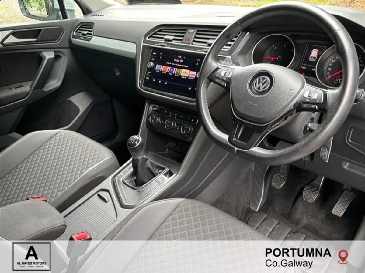 Volkswagen Tiguan Comfortline 2.0 TDI 115HP - Image 2