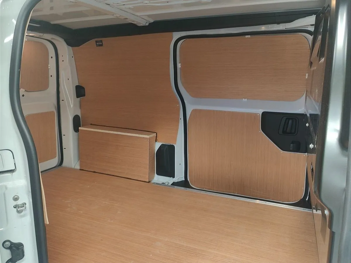 Citroen Dispatch  demo Sale  Dispatch LX Bluehdi - Image 4