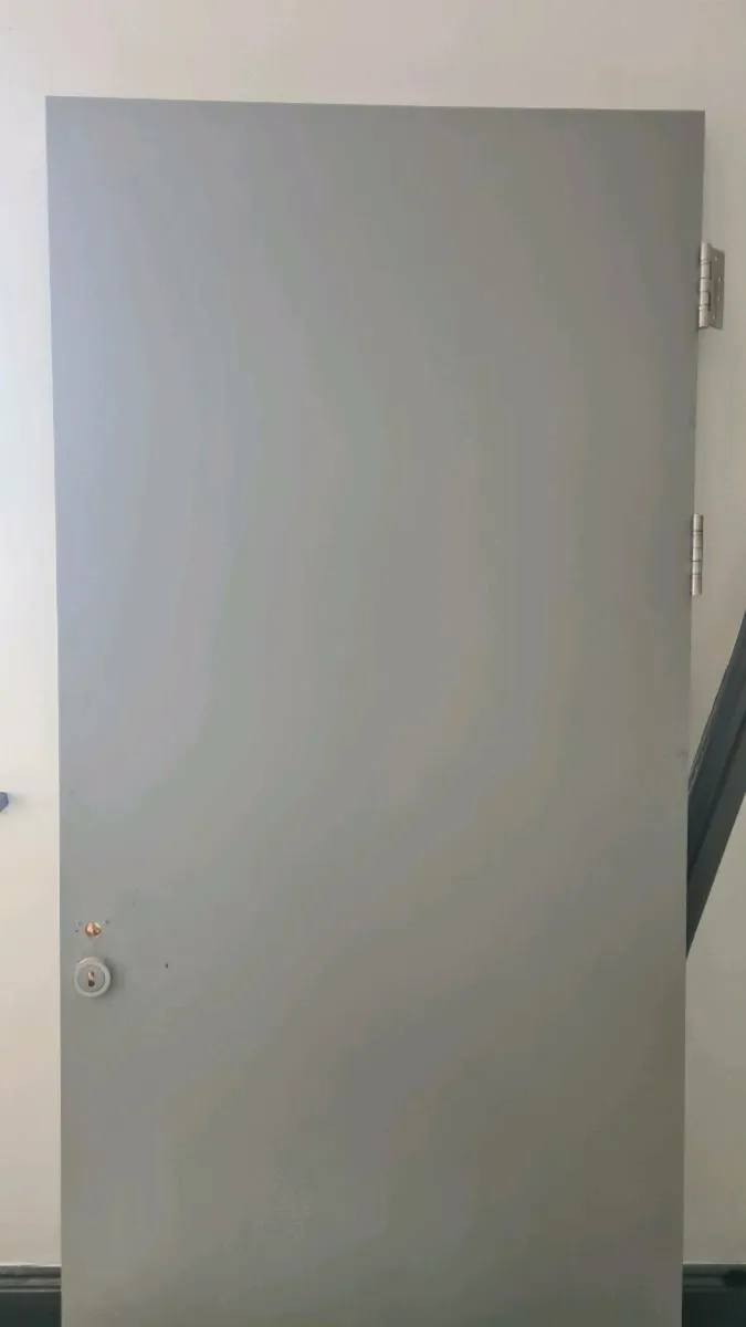 Fire door - Image 1