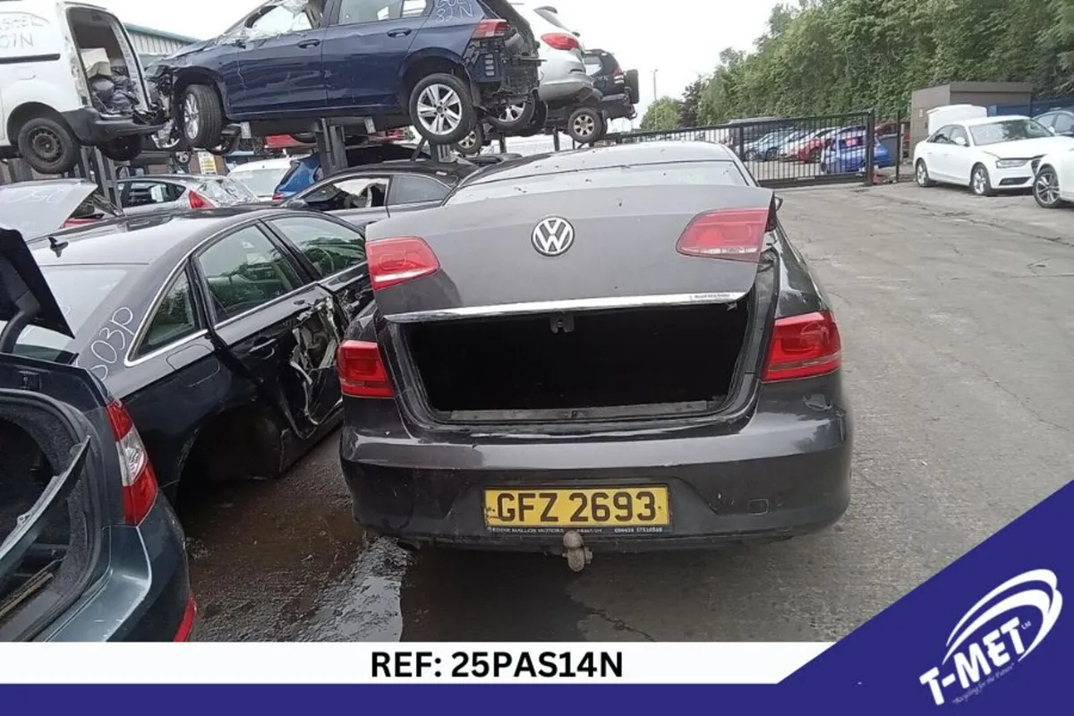 2011 VOLKSWAGEN PASSAT BREAKING FOR PARTS - Image 4