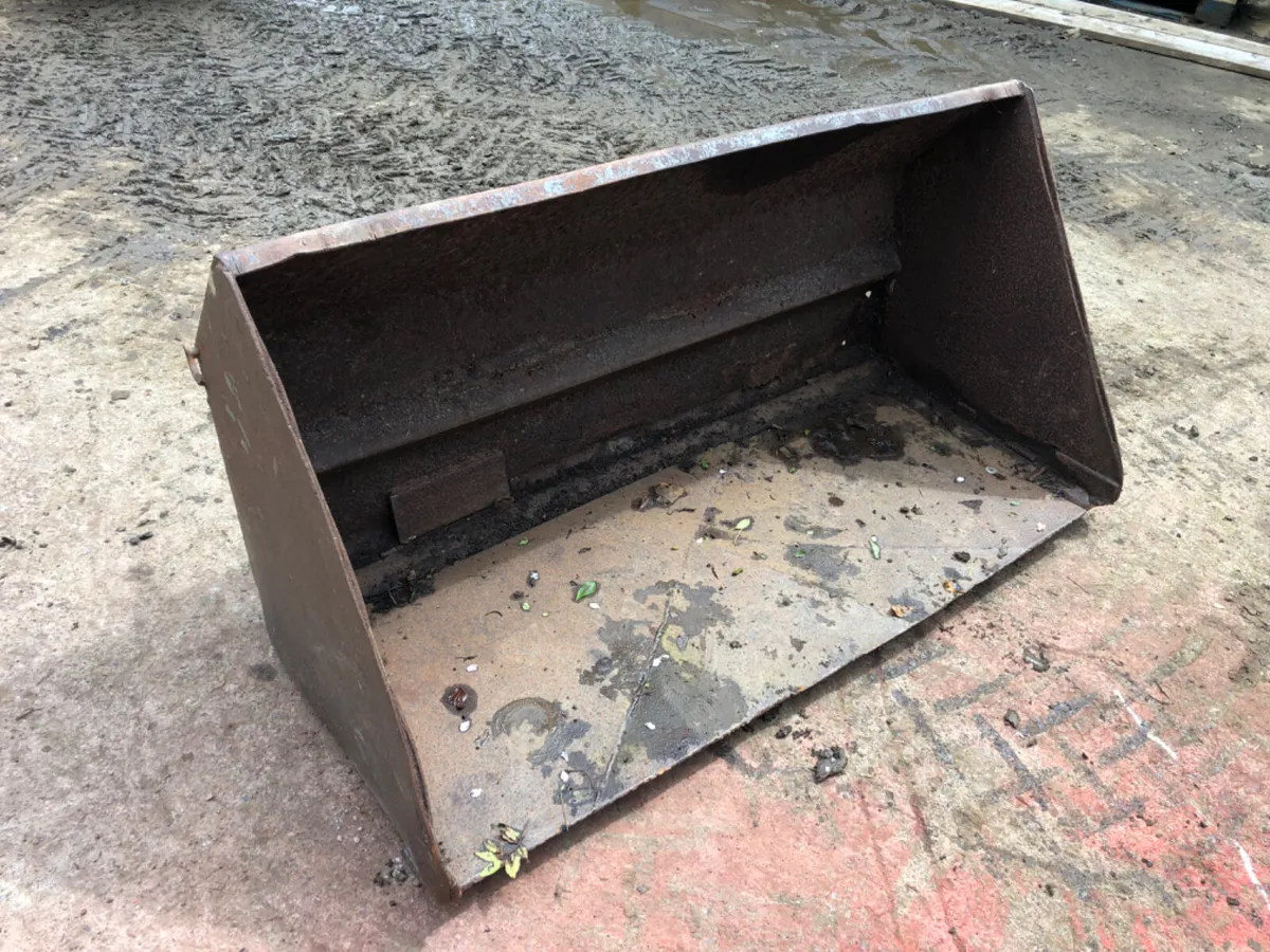 5 foot Bucket - Image 4